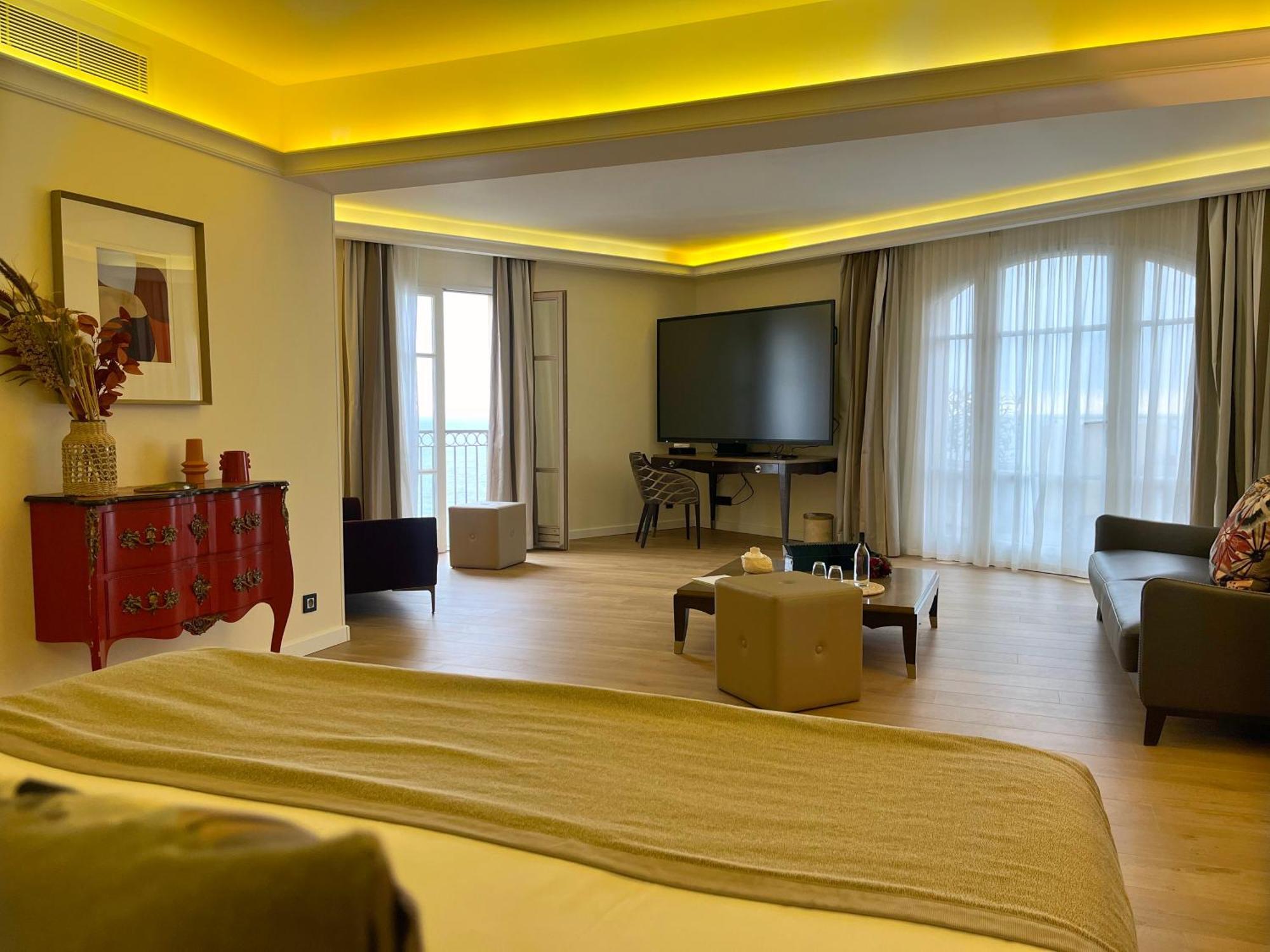 Hotel Des Gouverneurs Bastia  Eksteriør billede