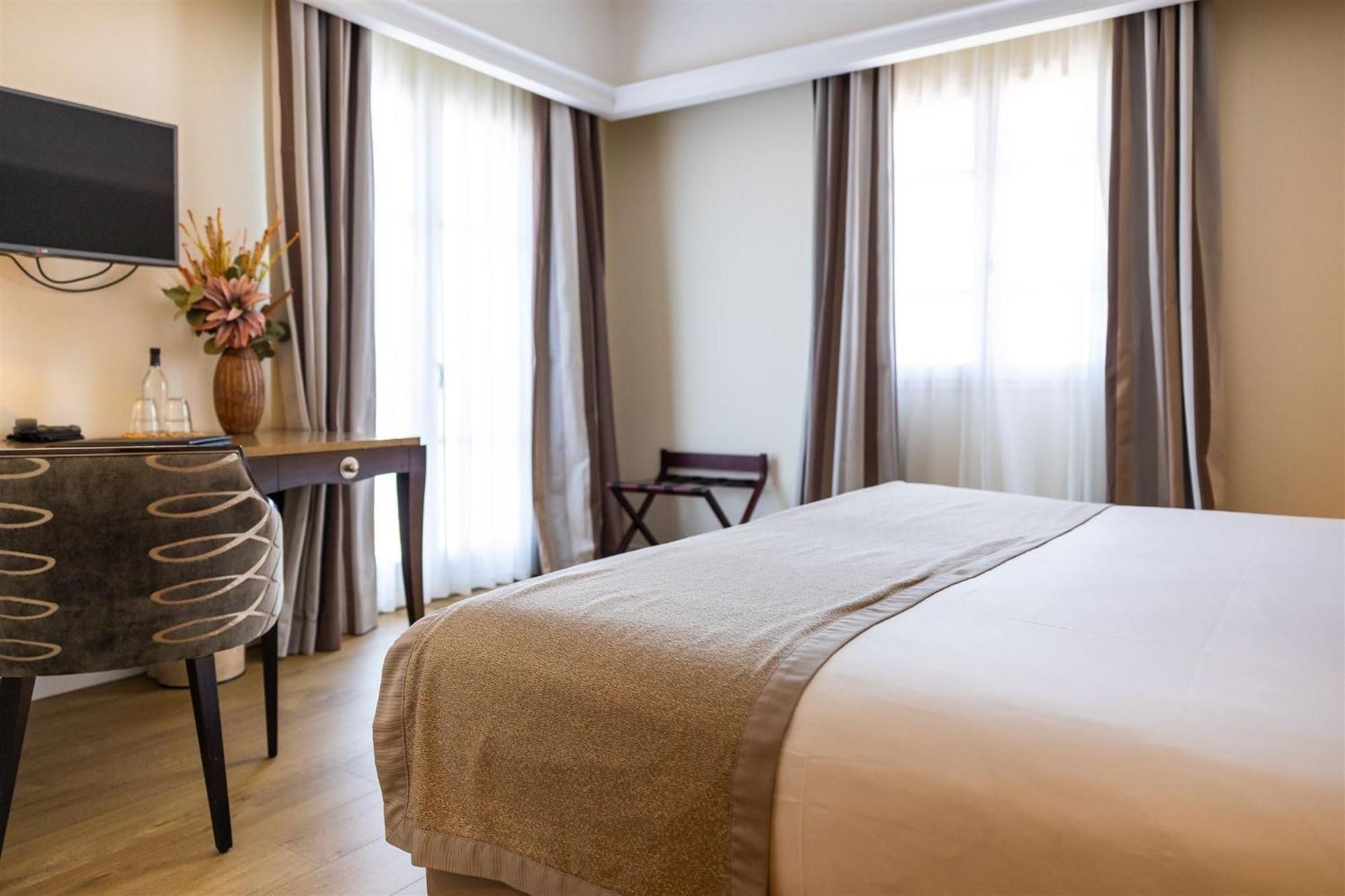 Hotel Des Gouverneurs Bastia  Eksteriør billede